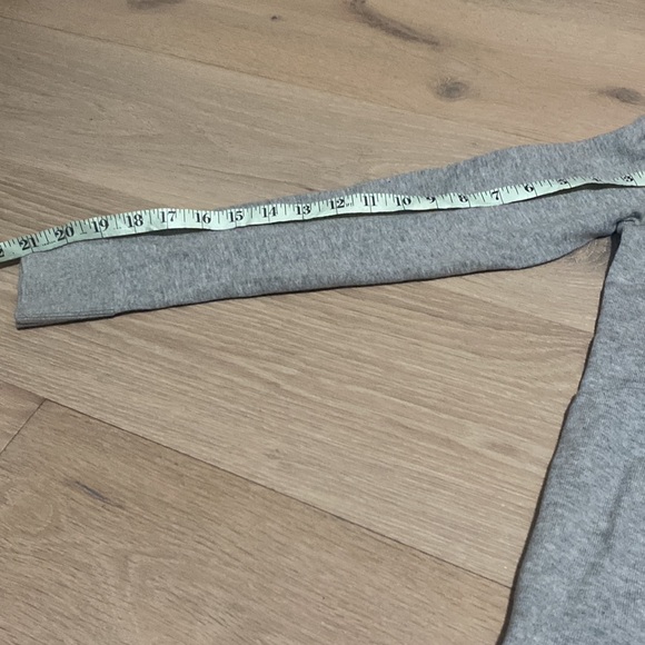 NWOT Tommy Hilfiger gray turtleneck sweater - Picture 7 of 10